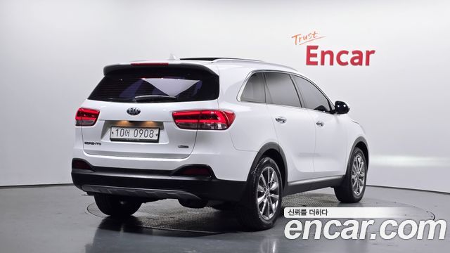 Kia Sorento Diesel 2.0 2WD Noblesse Special 2016 — фото 2