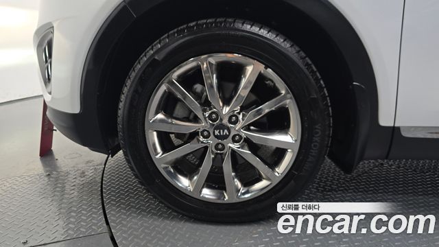 Kia Sorento Diesel 2.0 2WD Noblesse Special 2016 — фото 5