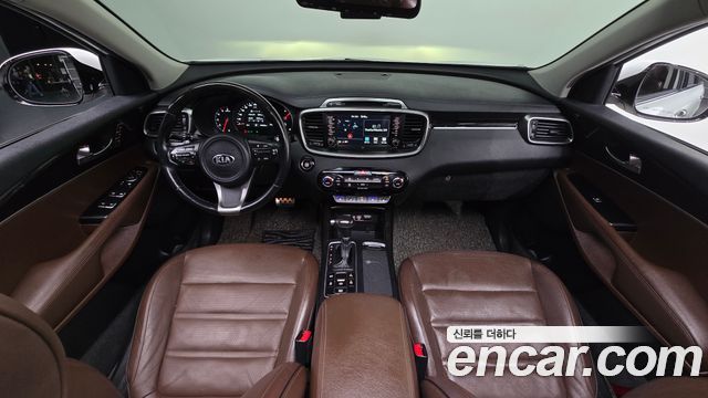 Kia Sorento Diesel 2.0 2WD Noblesse Special 2016 — фото 7
