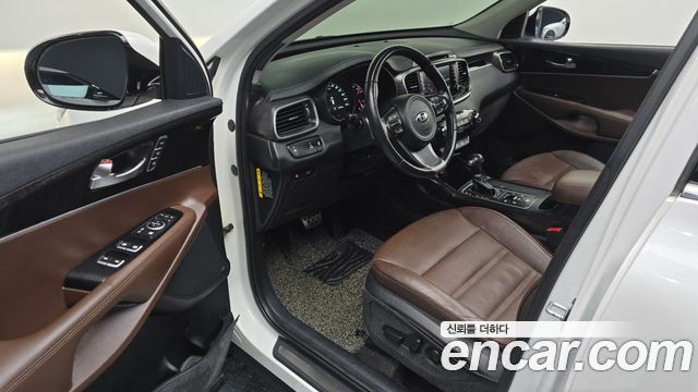 Kia Sorento Diesel 2.0 2WD Noblesse Special 2016 — фото 10