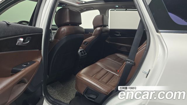 Kia Sorento Diesel 2.0 2WD Noblesse Special 2016 — фото 11