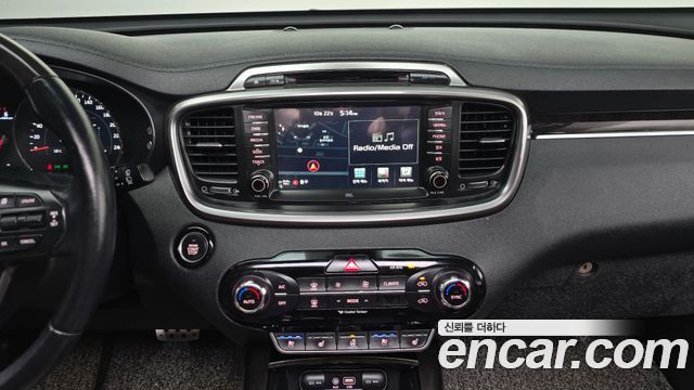 Kia Sorento Diesel 2.0 2WD Noblesse Special 2016 — фото 13