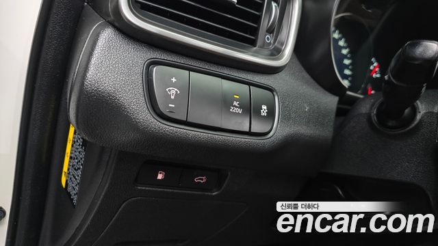 Kia Sorento Diesel 2.0 2WD Noblesse Special 2016 — фото 16