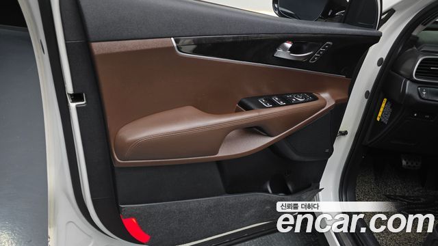 Kia Sorento Diesel 2.0 2WD Noblesse Special 2016 — фото 24