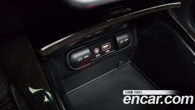 Kia Sorento Diesel 2.0 2WD Noblesse Special 2016 — фото 30