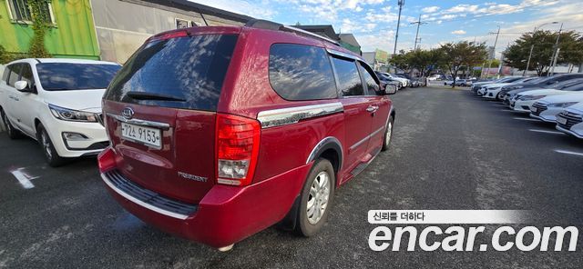 Kia Carnival R New Carnival GLX High-Deluxe 2012 — фото 17