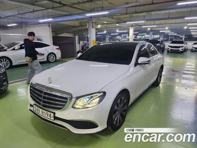 Mercedes-Benz E-Class (W213) E300 Exclusive