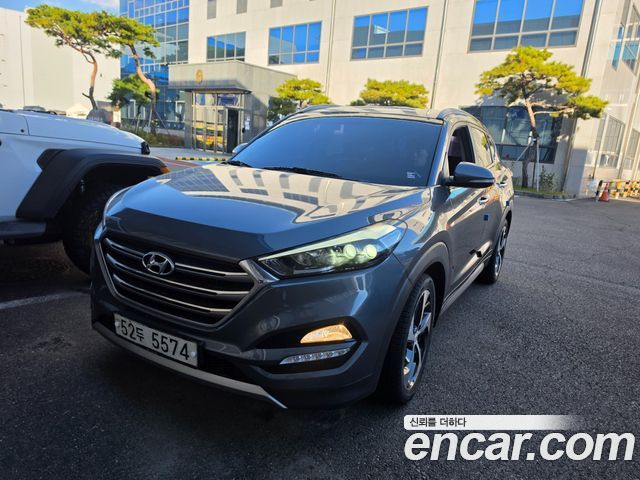 Hyundai Tucson Diesel 2.0 4WD Modren Special 2017 — фото 2