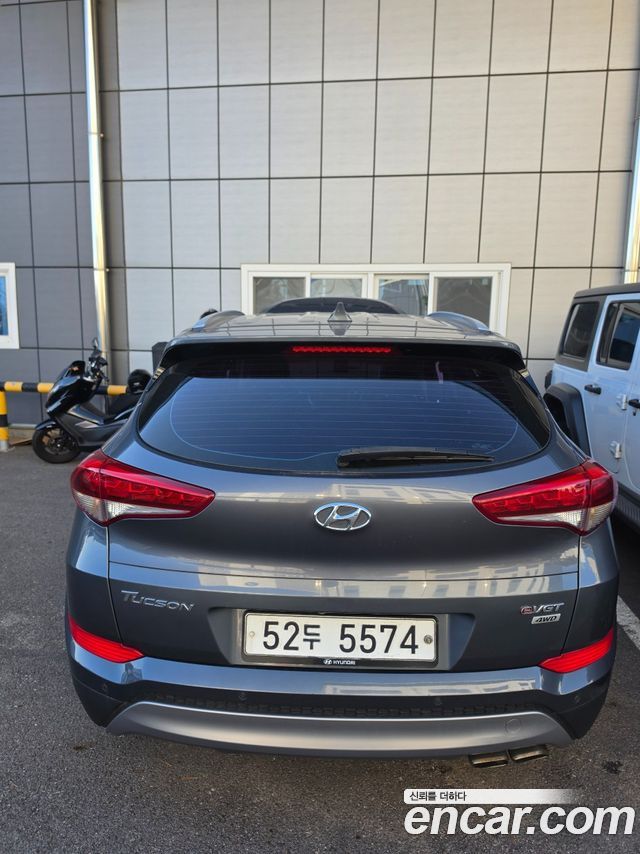 Hyundai Tucson Diesel 2.0 4WD Modren Special 2017 — фото 4