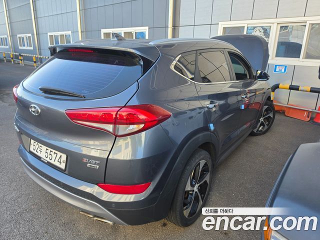 Hyundai Tucson Diesel 2.0 4WD Modren Special 2017 — фото 6