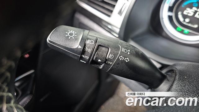 Kia Niro Noblesse 2018 — фото 28