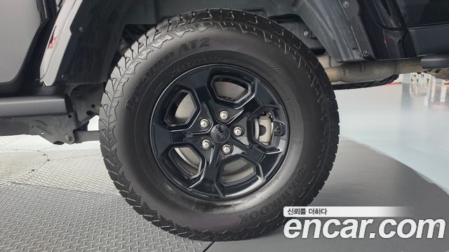 Jeep Gladiator (JT) 3.6 Rubicon 2022 — фото 21
