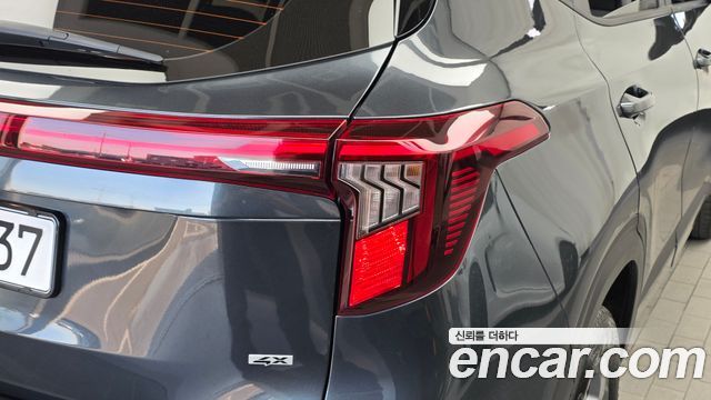 Kia Seltos Gasoline 1.6 Turbo 4WD Trendy 2025 — фото 23