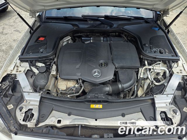 Mercedes-Benz E-Class (W213) E220d Coupe 2019 — фото 23