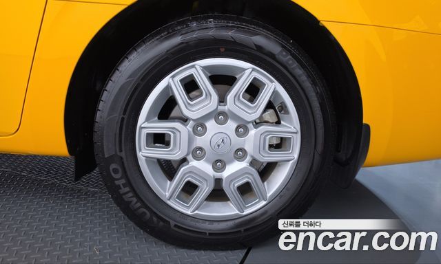 Hyundai Staria L3.5  Kinder Safety Car 15-Seater 2022 — фото 27