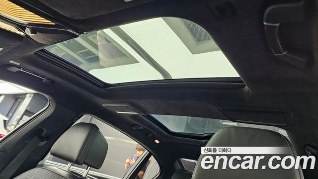 BMW 7 Series (G11) 750Li xDrive 2016 — фото 17