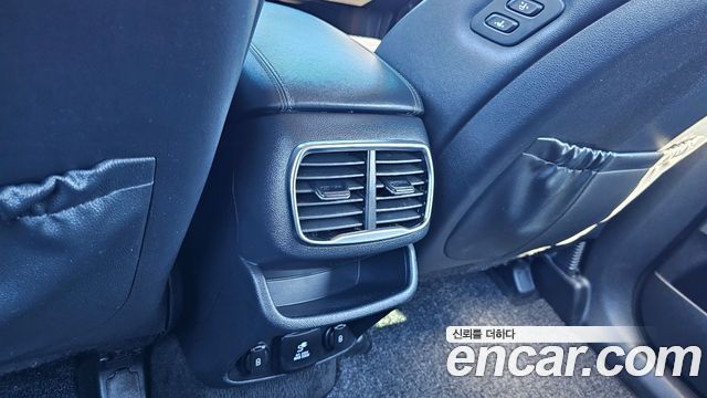 Hyundai Santa Fe (TM) Diesel 2,0 4WD Prestige 2019 — фото 17