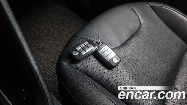 Kia Niro Prestige 2018 — фото 18