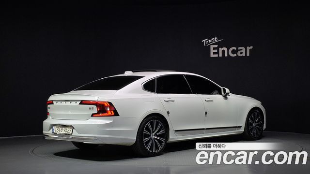 Volvo S90 B5 Inscription 2022 — фото 2