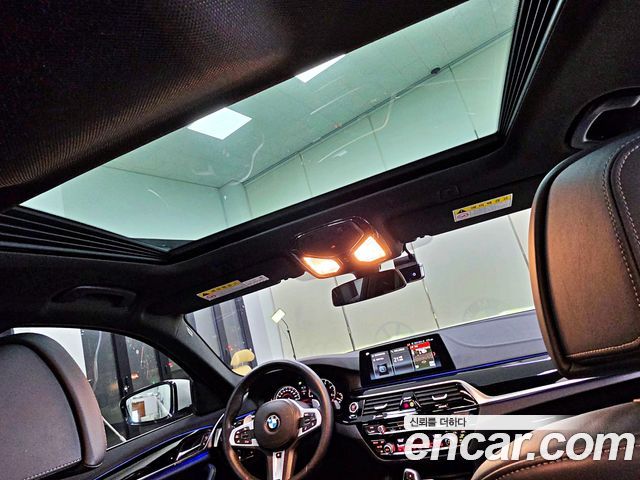 BMW 5 Series (G30) 520d M Sport Package Plus 2018 — фото 16