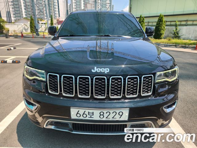 Jeep Grand Cherokee 3.6 Limited WK2 2018 — фото 2