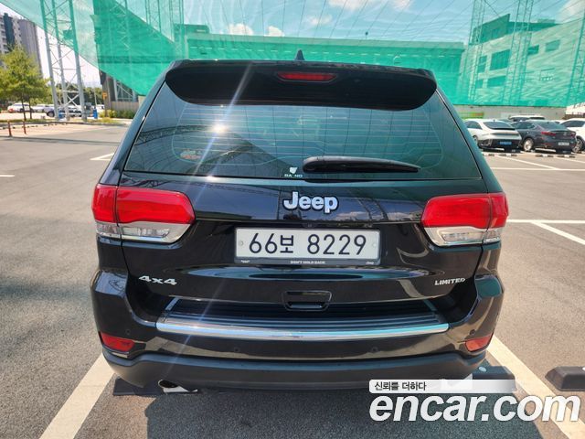 Jeep Grand Cherokee 3.6 Limited WK2 2018 — фото 5