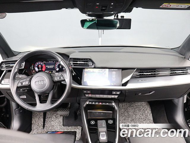 Audi A3 (8Y) 40 TFSI Premium 2023 — фото 18