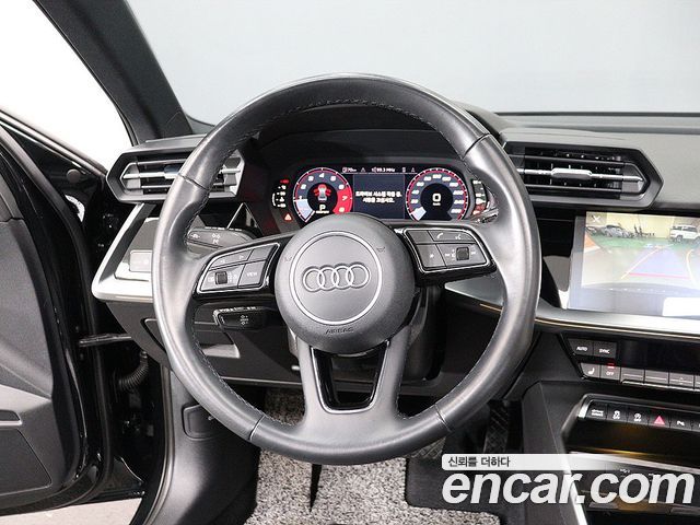 Audi A3 (8Y) 40 TFSI Premium 2023 — фото 19