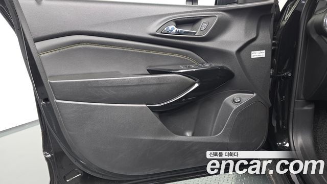 Chevrolet Trax Crossover 1.2 ACTIV 2025 — фото 24