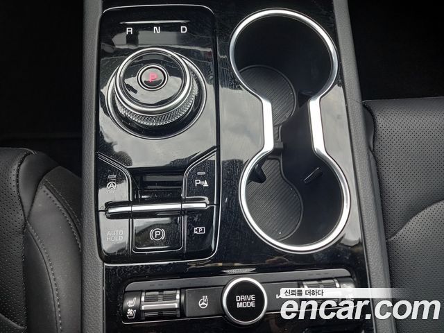 Kia K5 (III) 1.6 Turbo Noblesse 2025 — фото 17