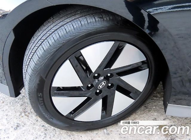 Hyundai Ioniq 6 Long Range Prestige 2025 — фото 24