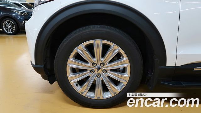 Ford Explorer (VI) 2.3 LimIted 4WD 2021 — фото 5