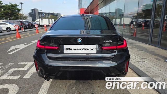 BMW 3 Series (G20) 320i M Sport 2023 — фото 4