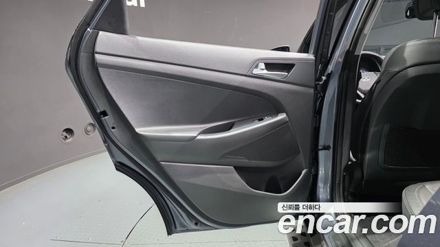 Hyundai Tucson Diesel 2.0 2WD Premium 2018 — фото 25