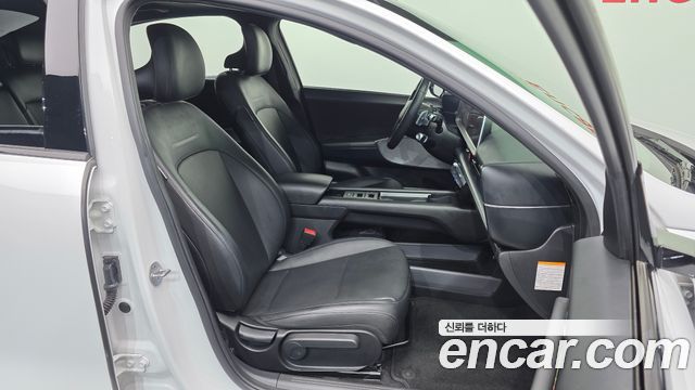 Hyundai Ioniq 6 Long Range Exclusive + 2023 — фото 11