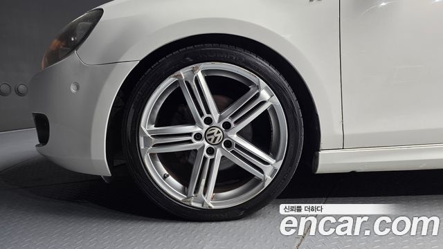 Volkswagen Golf (VI) 2.0 TDI StyleEdition 2013 — фото 5
