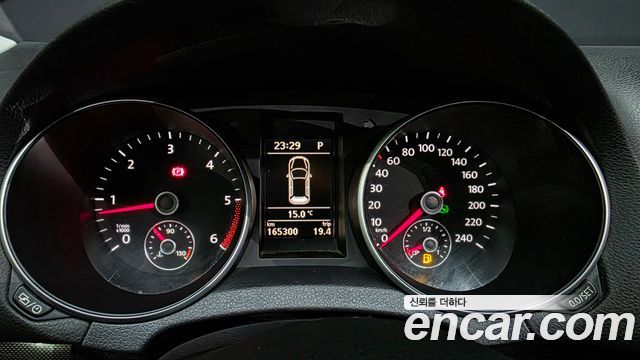 Volkswagen Golf (VI) 2.0 TDI StyleEdition 2013 — фото 8
