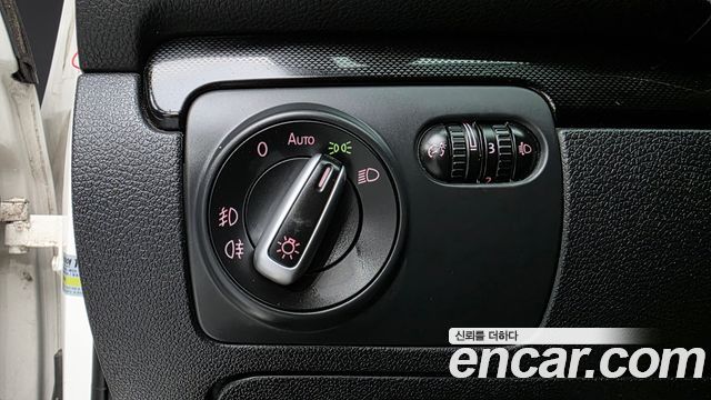 Volkswagen Golf (VI) 2.0 TDI StyleEdition 2013 — фото 17