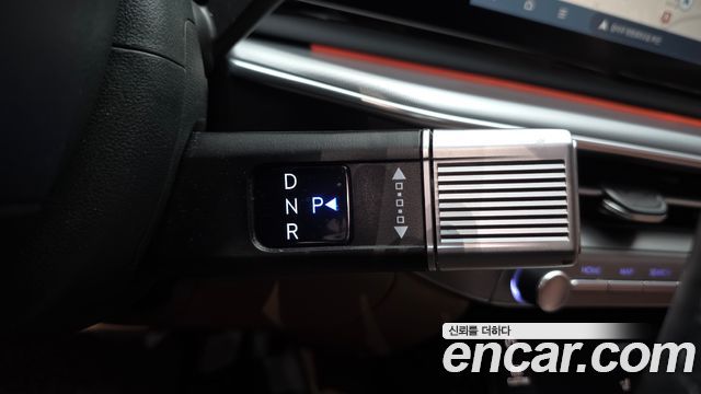 Hyundai Grandeur (GN7) 2,5 Gasoline 2WD Exclusive 2024 — фото 9