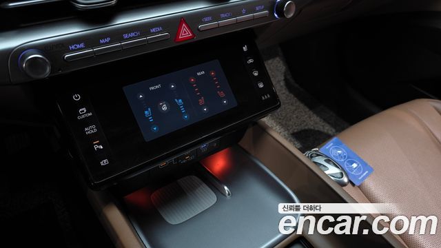 Hyundai Grandeur (GN7) 2,5 Gasoline 2WD Exclusive 2024 — фото 19