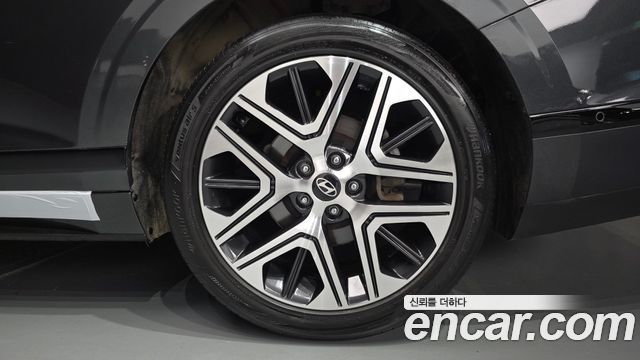 Hyundai Grandeur (GN7) 2,5 Gasoline 2WD Exclusive 2024 — фото 21