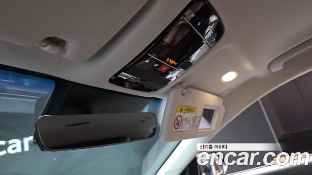 Hyundai Grandeur (GN7) 2,5 Gasoline 2WD Exclusive 2024 — фото 31