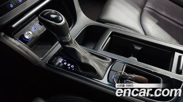 Hyundai Sonata (LF) 2.0 Smart 2017 — фото 9