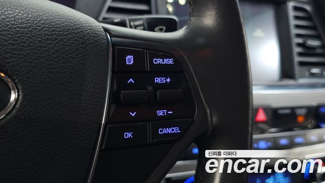 Hyundai Sonata (LF) 2.0 Smart 2017 — фото 21