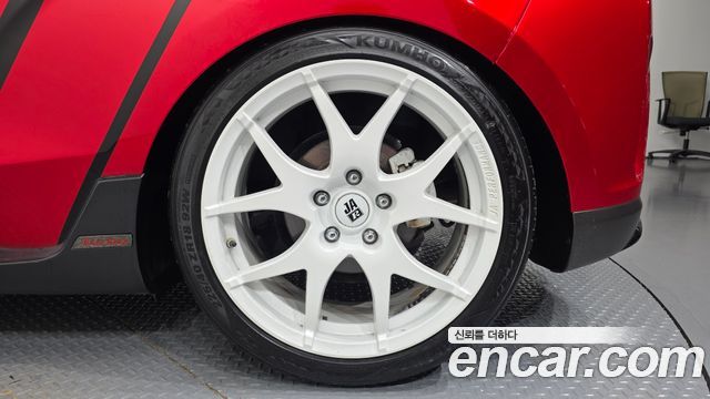 Hyundai Veloster (JS) 1.6 Turbo Sport Core 2018 — фото 27