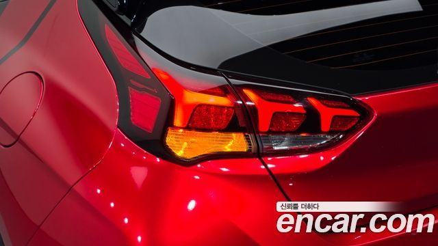 Hyundai Veloster (JS) 1.6 Turbo Sport Core 2018 — фото 29