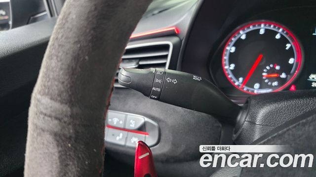 Hyundai Veloster (JS) 1.6 Turbo Sport Core 2018 — фото 34