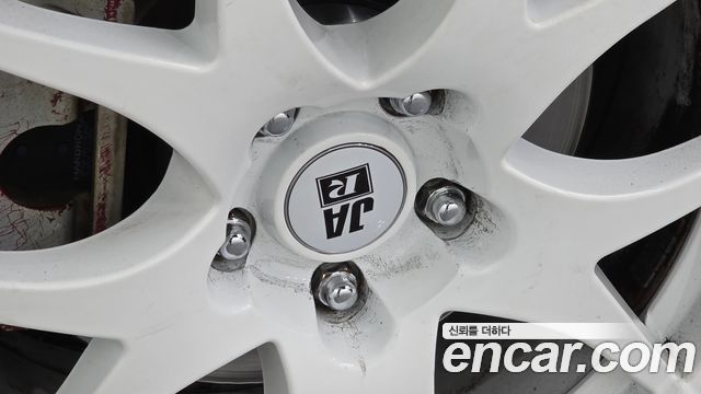 Hyundai Veloster (JS) 1.6 Turbo Sport Core 2018 — фото 39