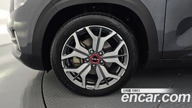 Kia Seltos Gasoline 1.6 Turbo 2WD Signature 2023 — фото 5