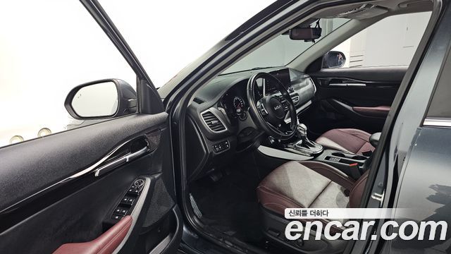 Kia Seltos Gasoline 1.6 Turbo 2WD Signature 2023 — фото 10